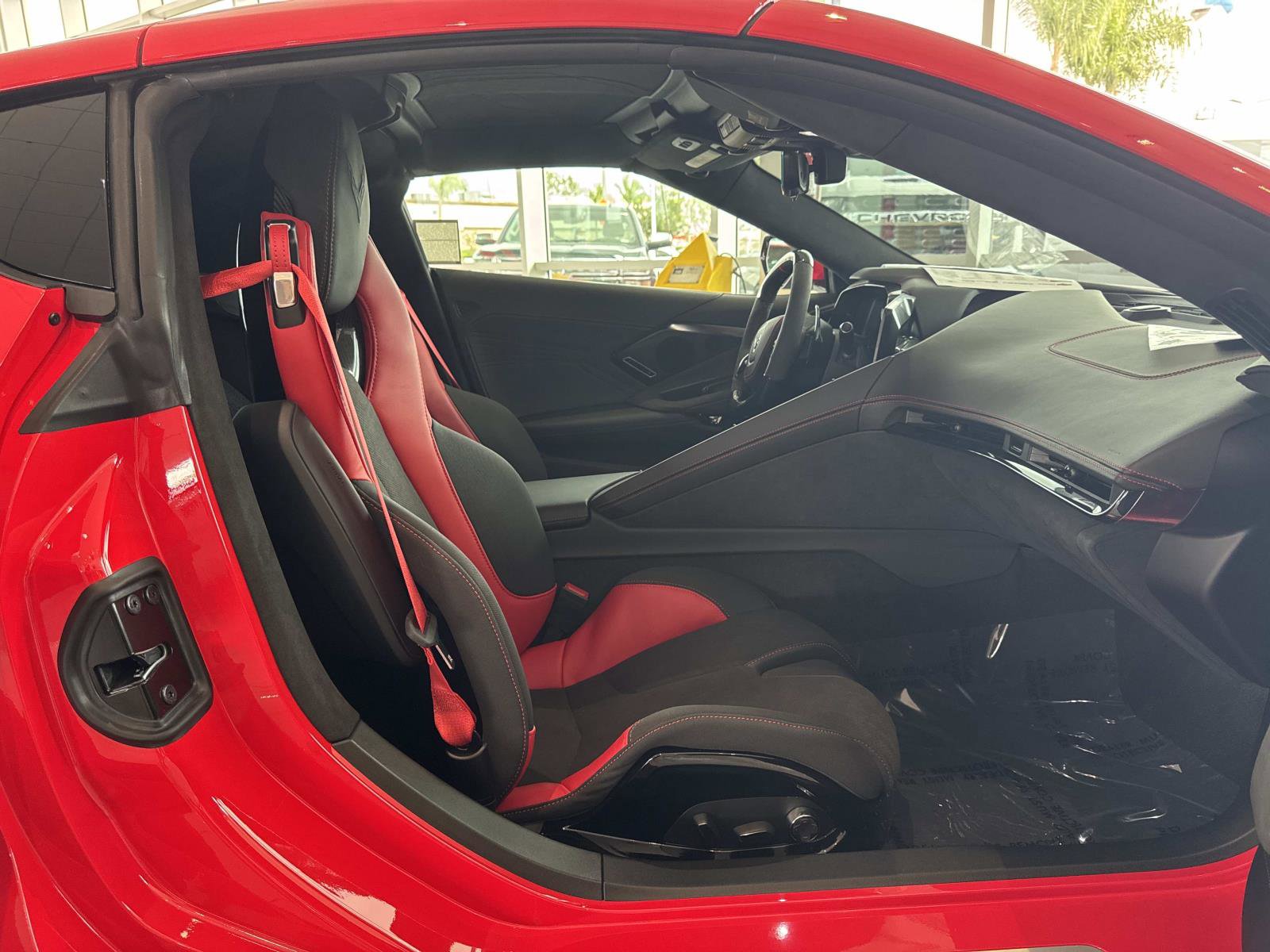 Used 2024 Chevrolet Corvette Z06 w/ Z07 Performance Package image 18