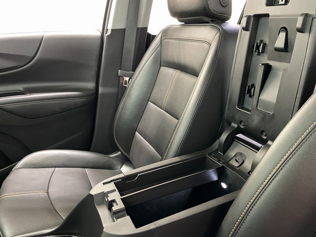 Used 2024 Chevrolet Equinox Premier image 30