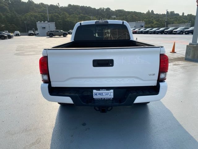 Used 2019 Toyota Tacoma TRD Off-Road w/ Technology Package AWD/4WD image 7