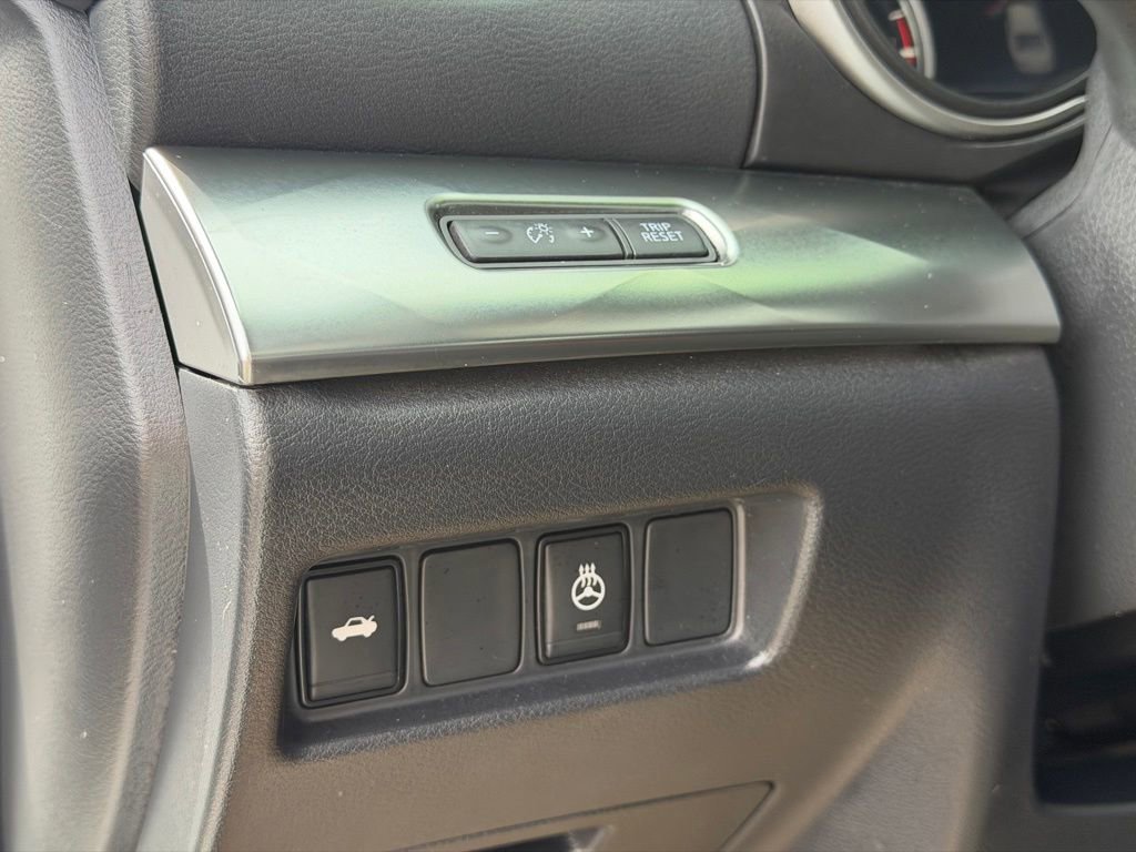 Used 2023 Nissan Maxima SL FWD image 23