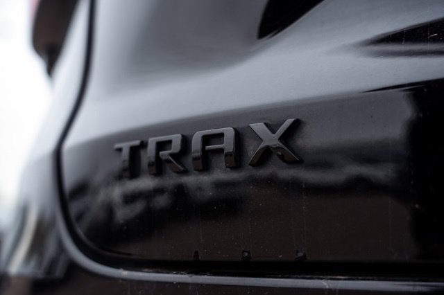 Used 2024 Chevrolet Trax RS FWD image 10
