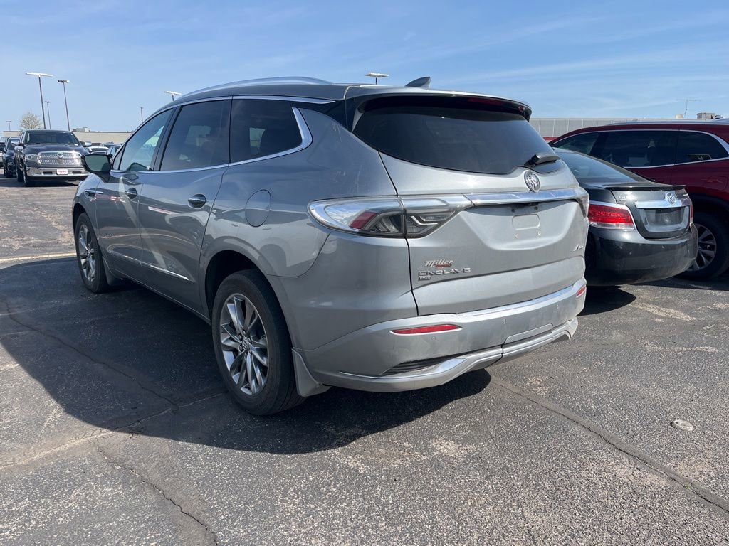 Used 2024 Buick Enclave Avenir w/ Avenir Technology Package AWD/4WD image 6