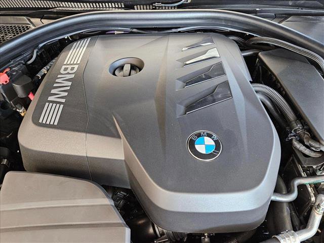 Used 2025 BMW 330i Sedan w/ M Sport Package image 15
