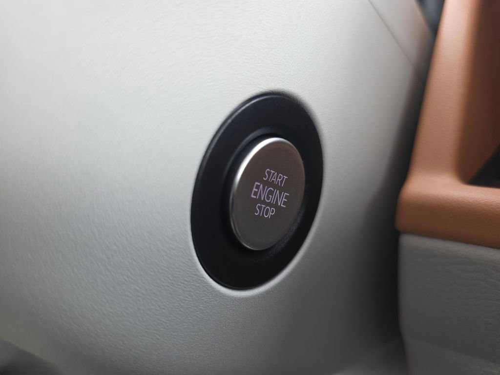 New 2025 Volkswagen ID. Buzz 1st Edition image 20