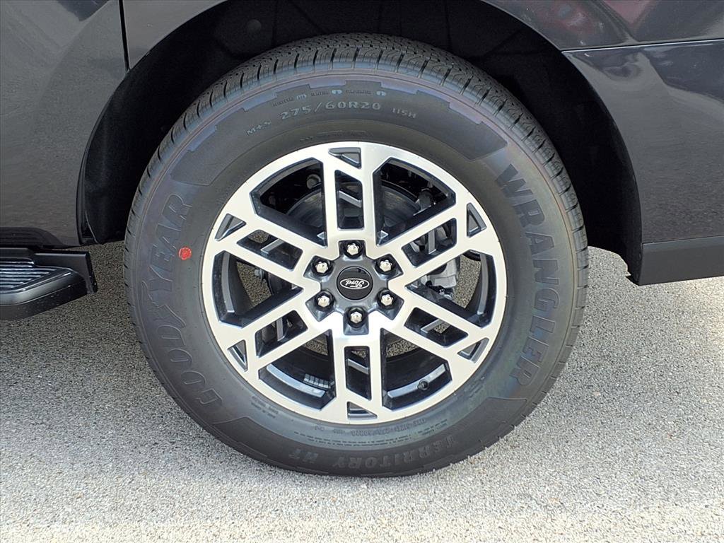 New 2025 Ford Expedition Max Active image 13