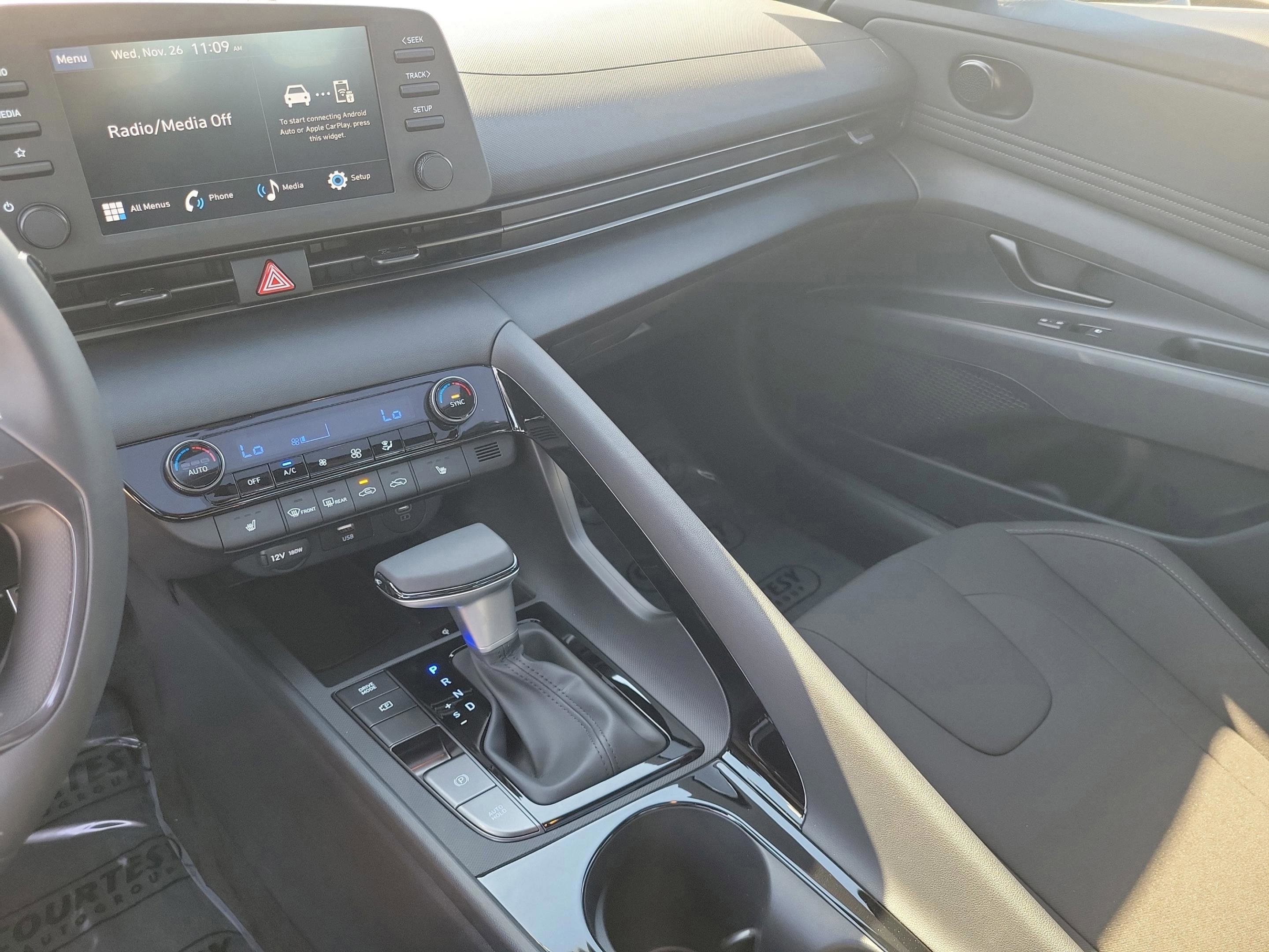 New 2026 Hyundai Elantra SEL Sport image 14