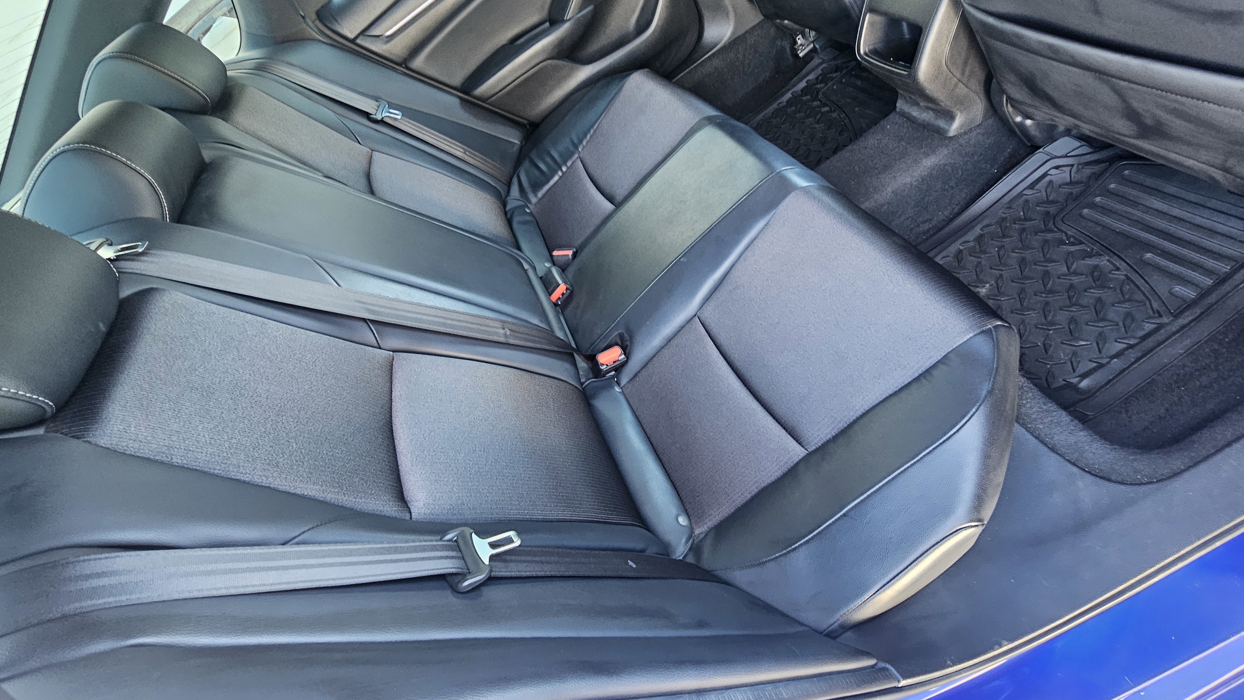 Used 2018 Honda Accord Sport image 24