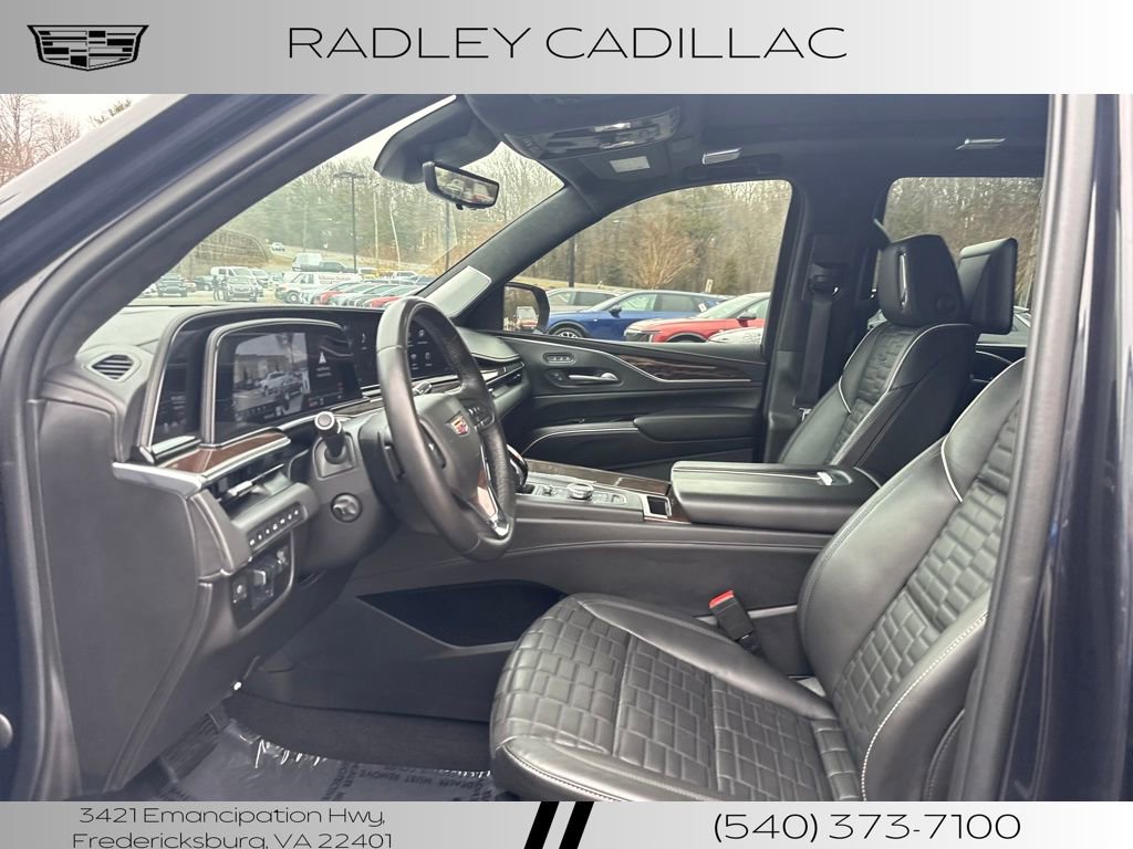 Used 2022 Cadillac Escalade Sport Platinum image 3
