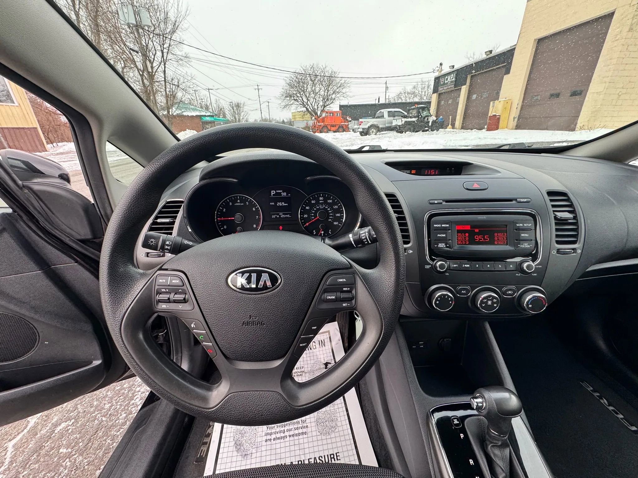 Used 2018 Kia Forte LX image 13