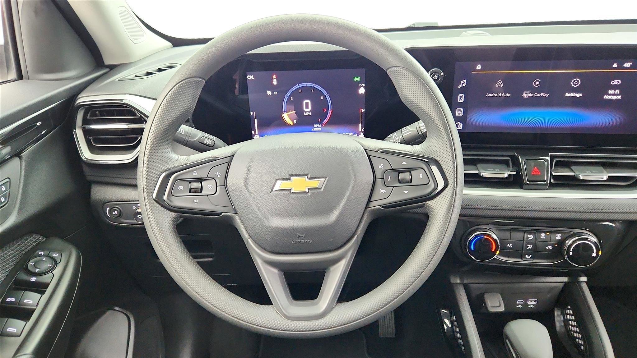 Used 2025 Chevrolet TrailBlazer LT image 28