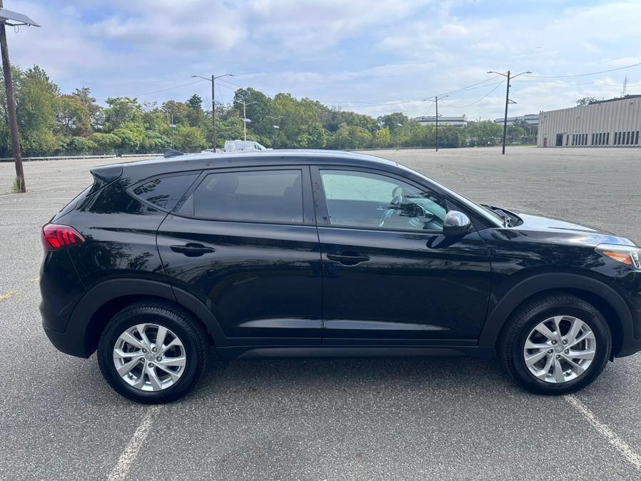 Used 2019 Hyundai Tucson SE image 9