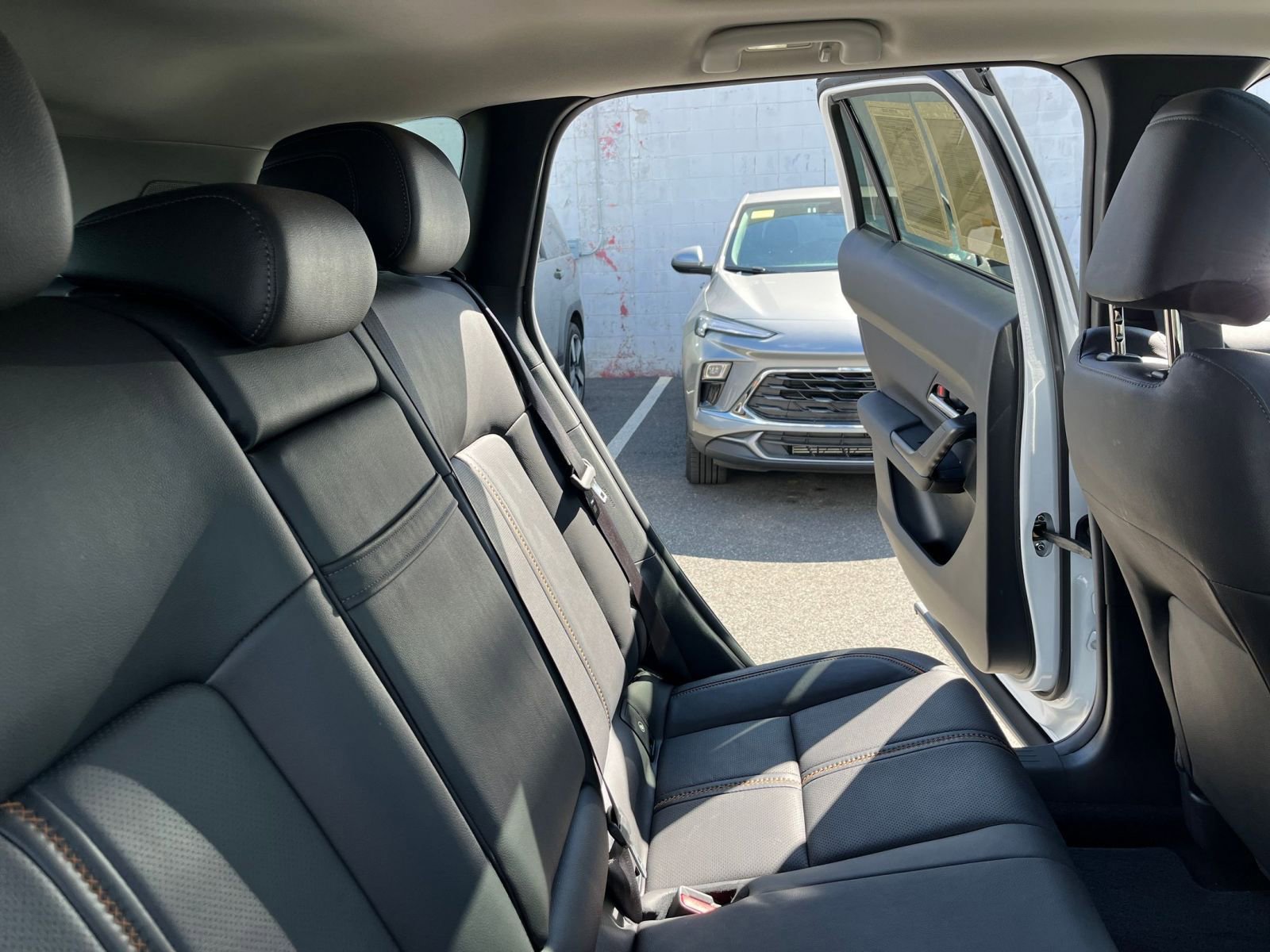 Used 2025 MAZDA CX-50 2.5 Hybrid w/ Premium Plus Pkg image 39