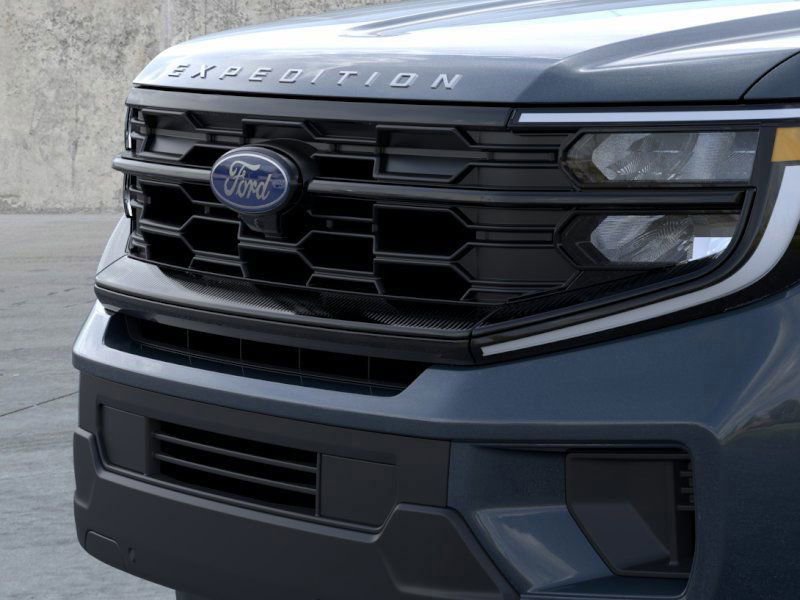 New 2026 Ford Expedition Active image 18