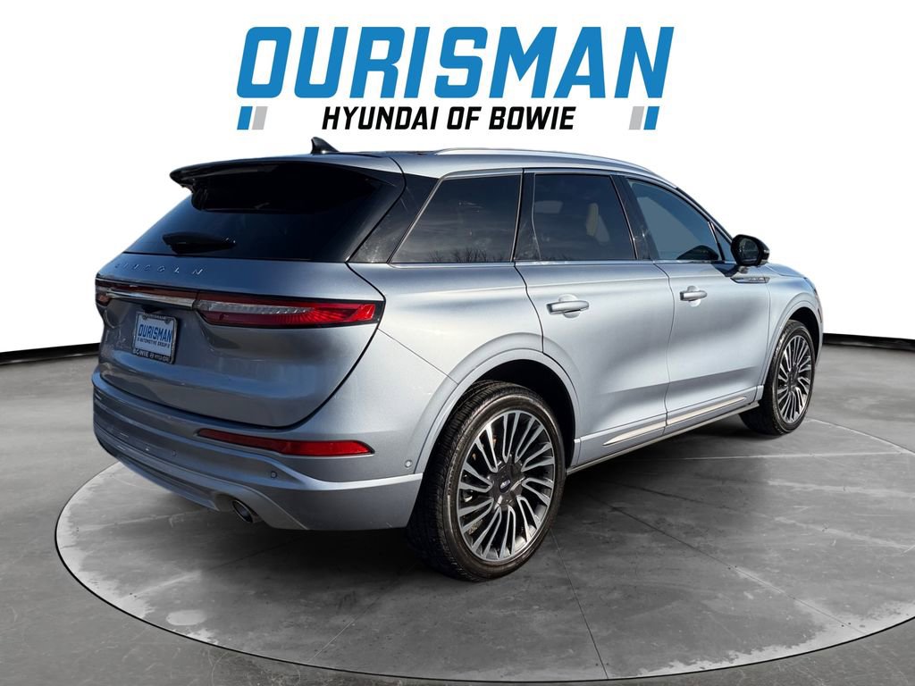 Used 2022 Lincoln Corsair Reserve w/ Sport Package image 6