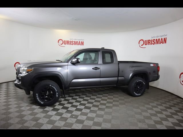 Used 2020 Toyota Tacoma SR w/ SX Package image 7