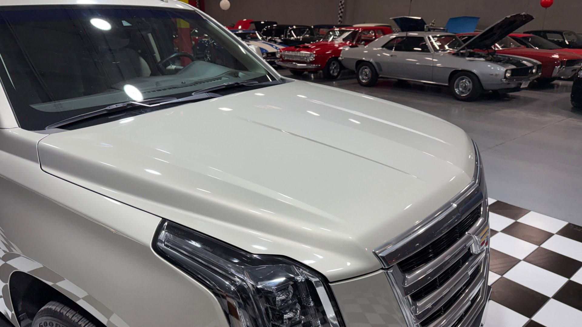 Used 2015 Cadillac Escalade Luxury image 42