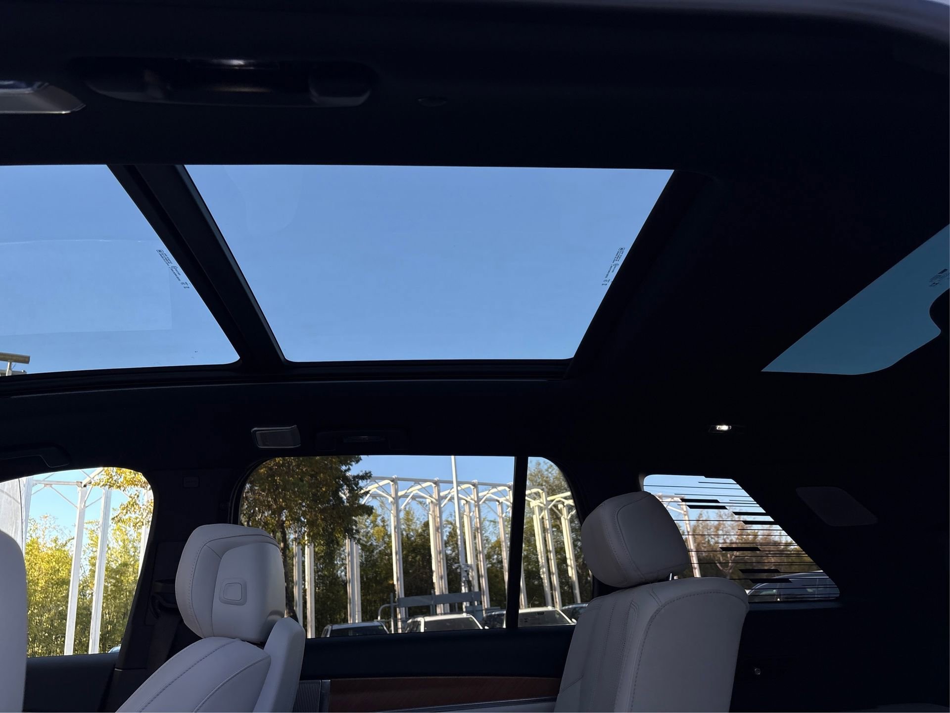 New 2026 Cadillac Vistiq Luxury image 34