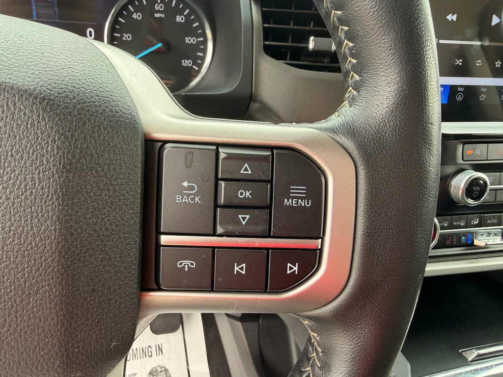 Used 2024 Ford Expedition XLT RWD image 25