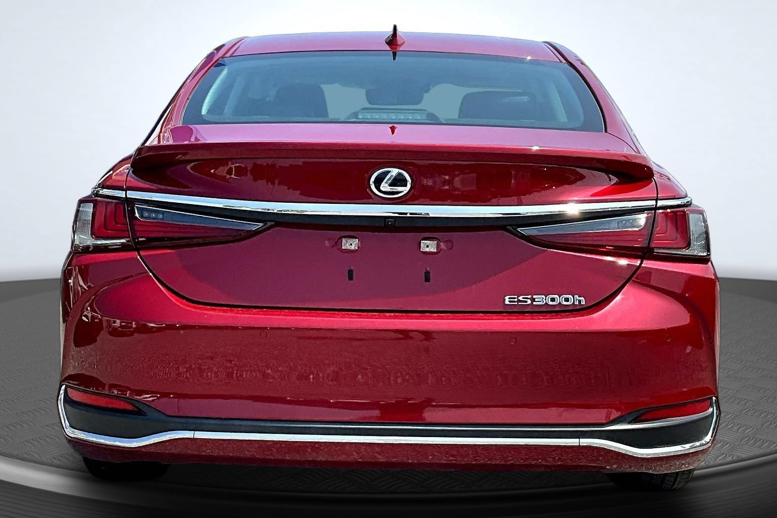 Used 2021 Lexus ES 300h w/ Premium Package FWD image 4