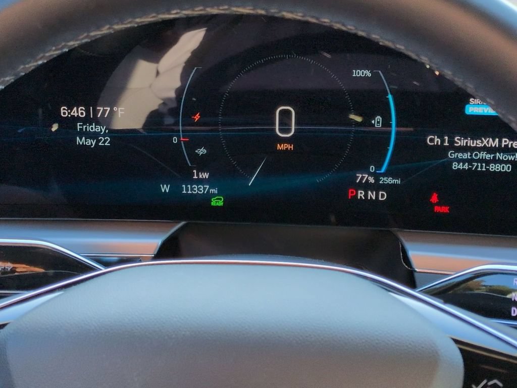 Certified 2024 Cadillac Lyriq Luxury AWD/4WD image 10