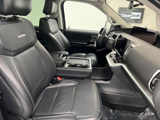 Used 2025 Ford Expedition Max Platinum AWD/4WD image 57