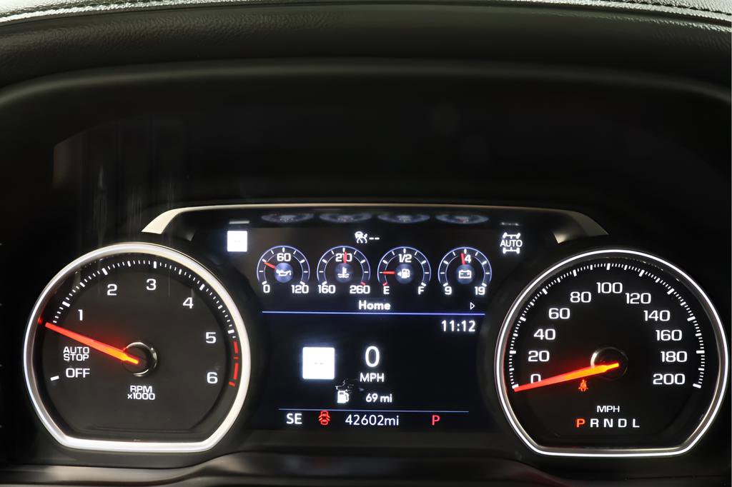 Used 2021 Chevrolet Silverado 1500 High Country w/ Technology Package image 16