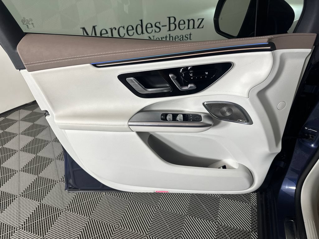 Certified 2023 Mercedes-Benz EQE 350+ SUV image 10