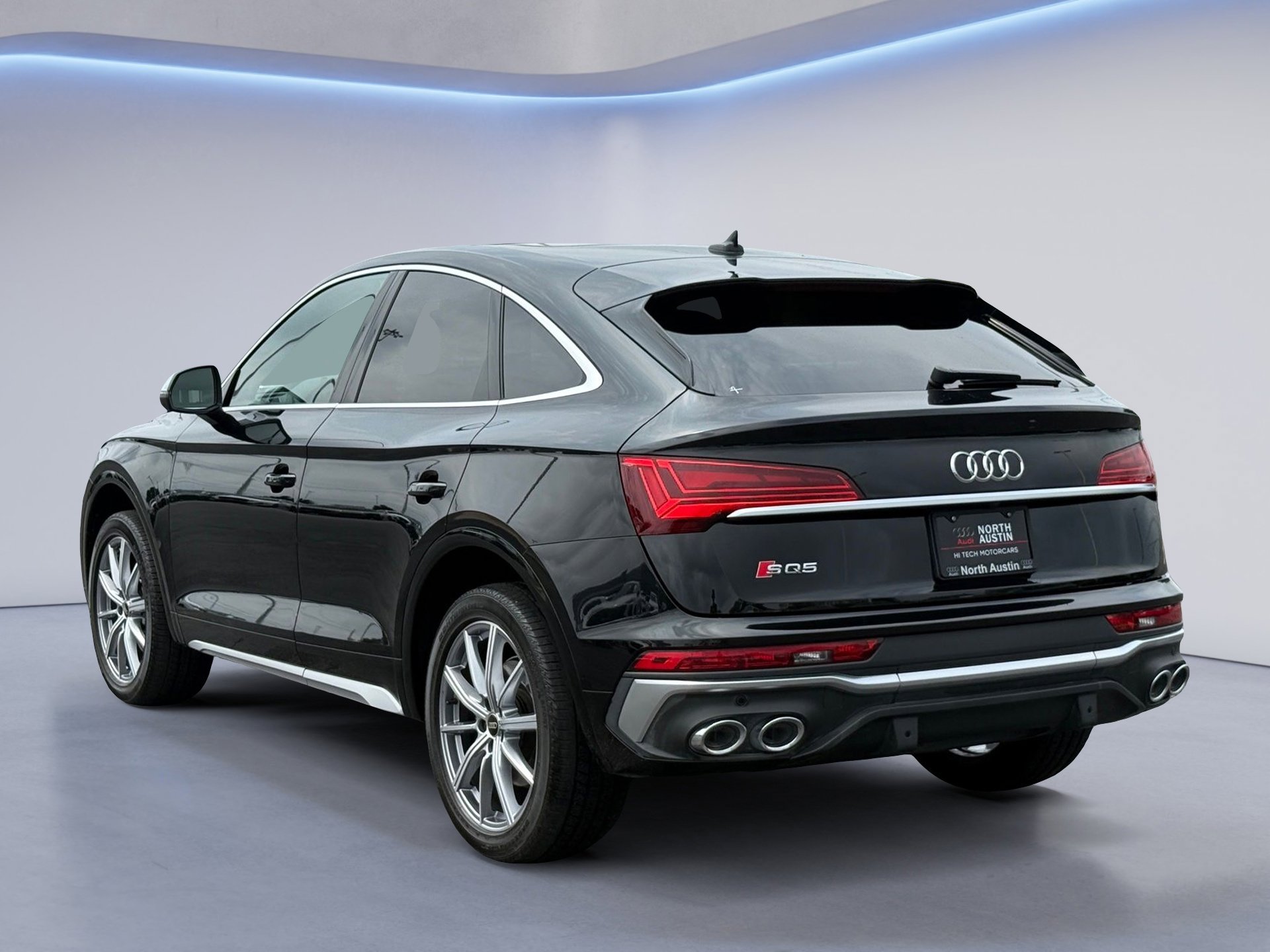 Certified 2023 Audi SQ5 Premium Plus w/ Premium Plus Package AWD/4WD image 7