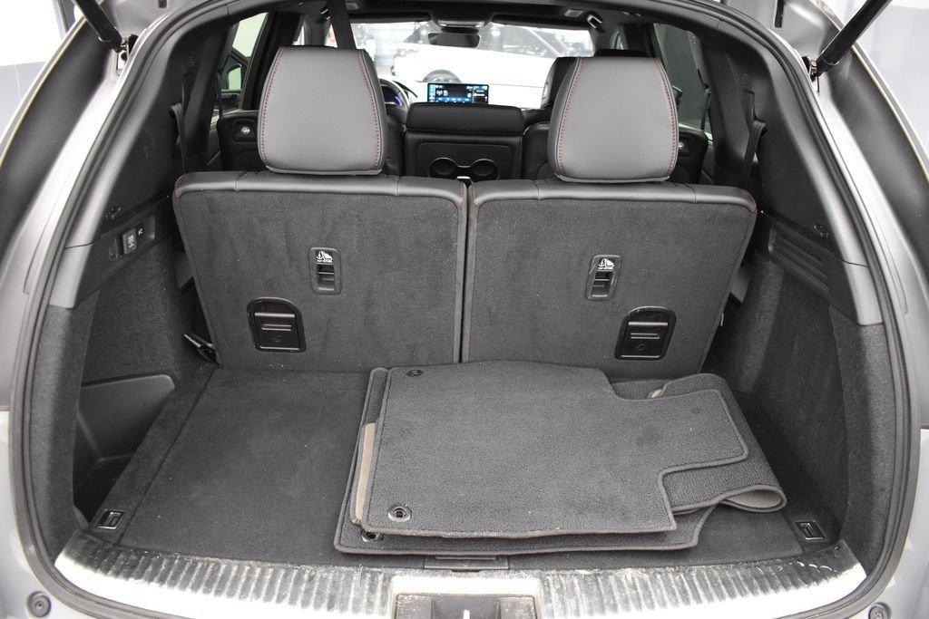 Used 2025 Acura MDX A-Spec w/ Advance Package AWD/4WD image 14