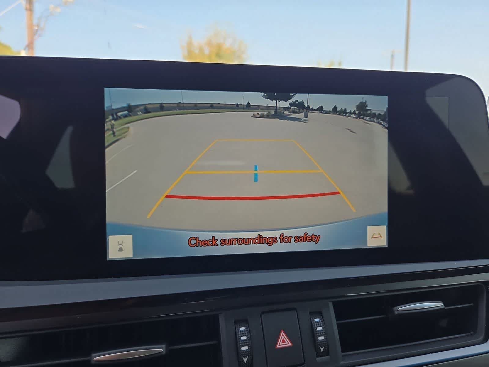 Used 2024 Lexus ES 350 w/ Technology Package FWD image 24