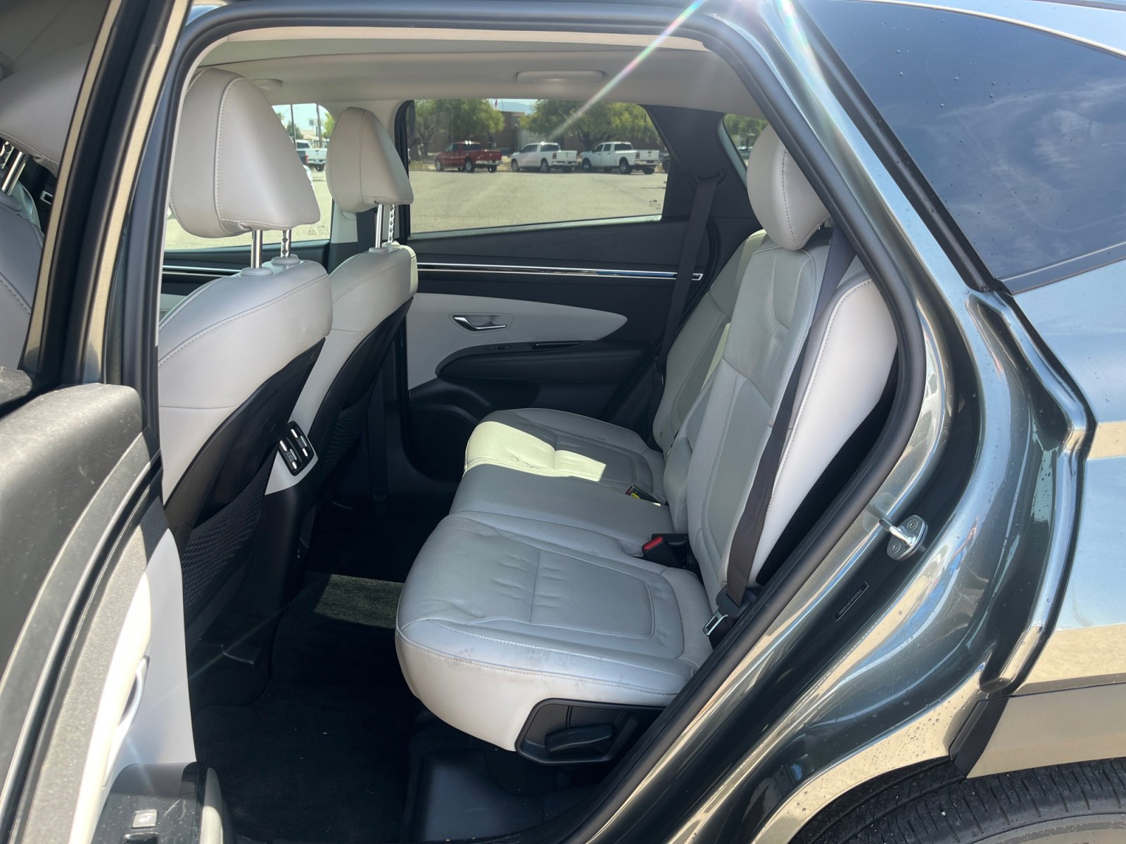 Used 2023 Hyundai Tucson Limited FWD image 17