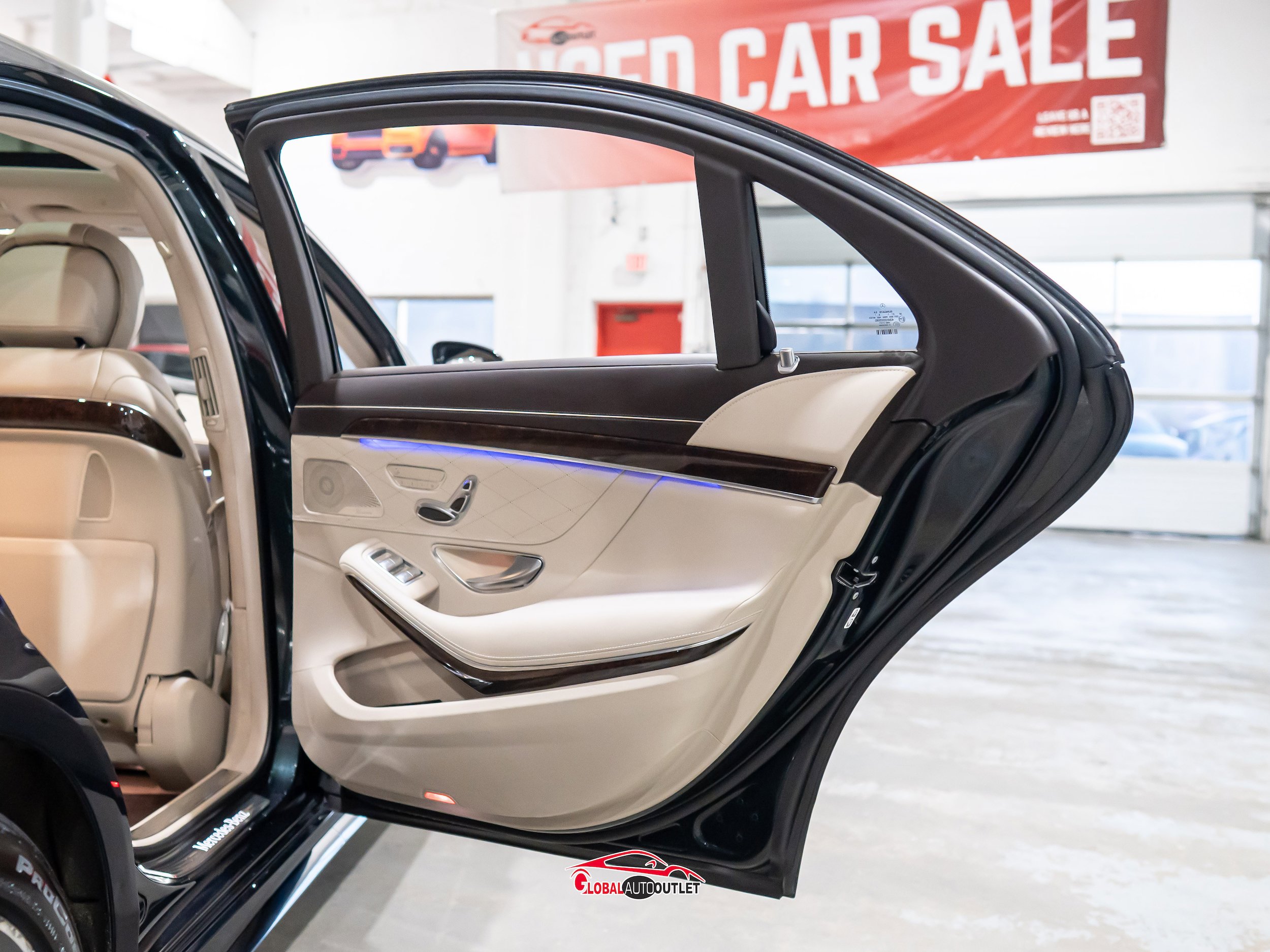 Used 2018 Mercedes-Benz S 560 4MATIC Sedan image 48