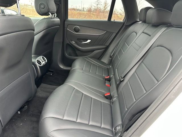 Used 2022 Mercedes-Benz GLC 300 4MATIC image 13