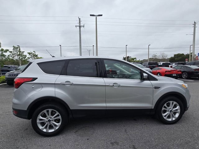 Used 2019 Ford Escape SE image 8