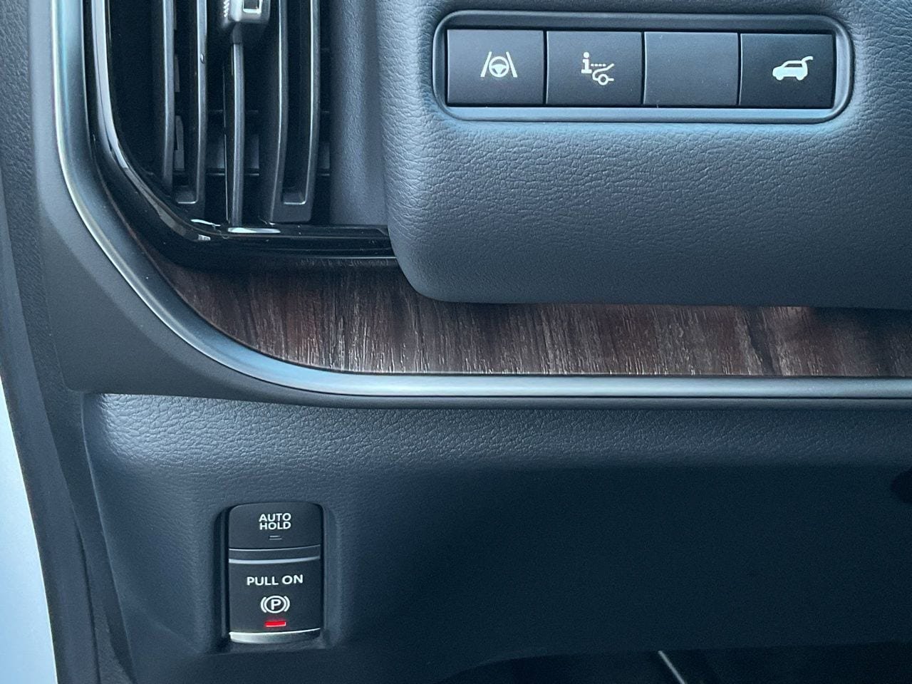 New 2026 Nissan Armada Platinum image 34