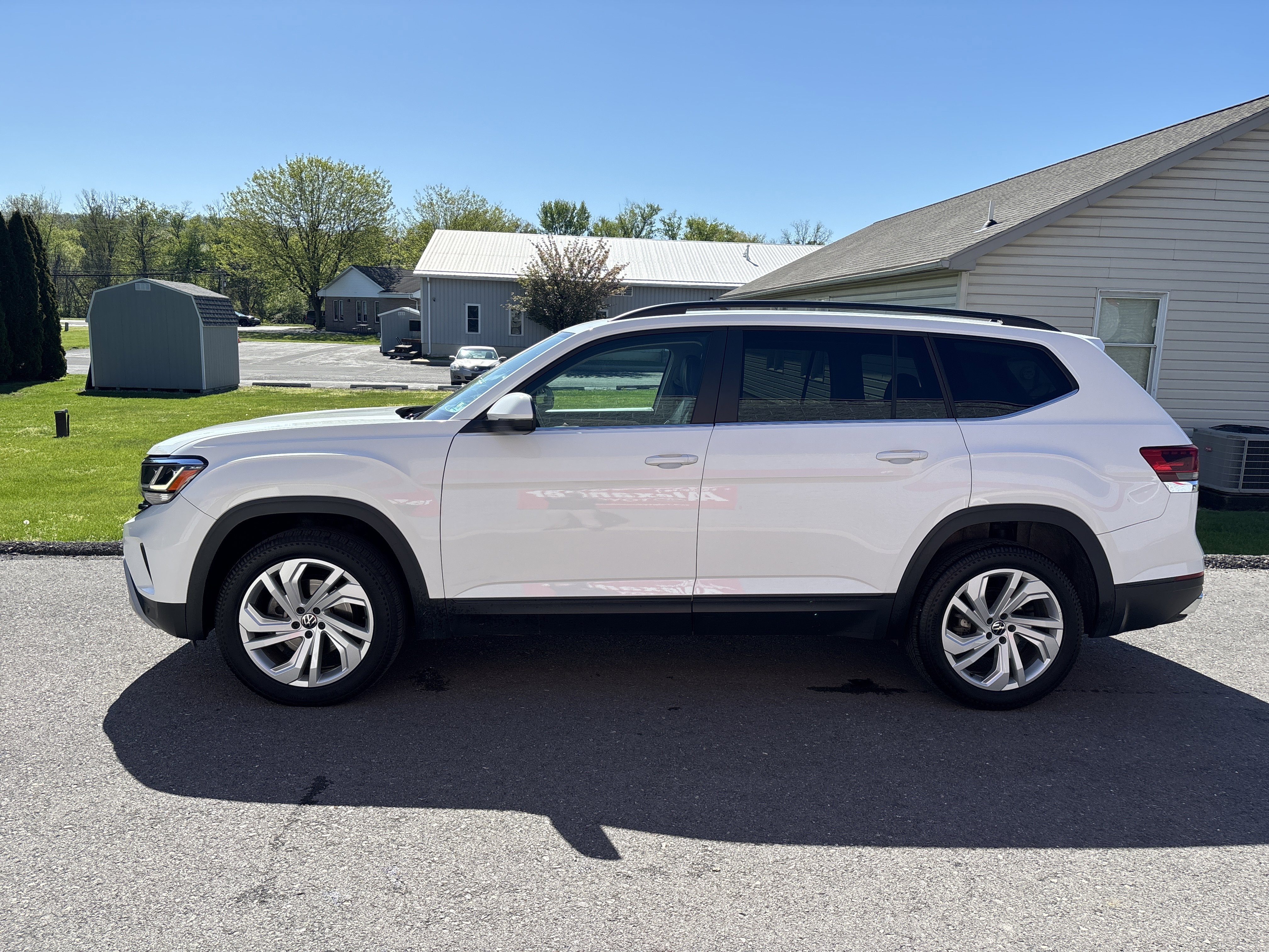 Used 2021 Volkswagen Atlas SE w/ Panoramic Sunroof Package AWD/4WD image 7