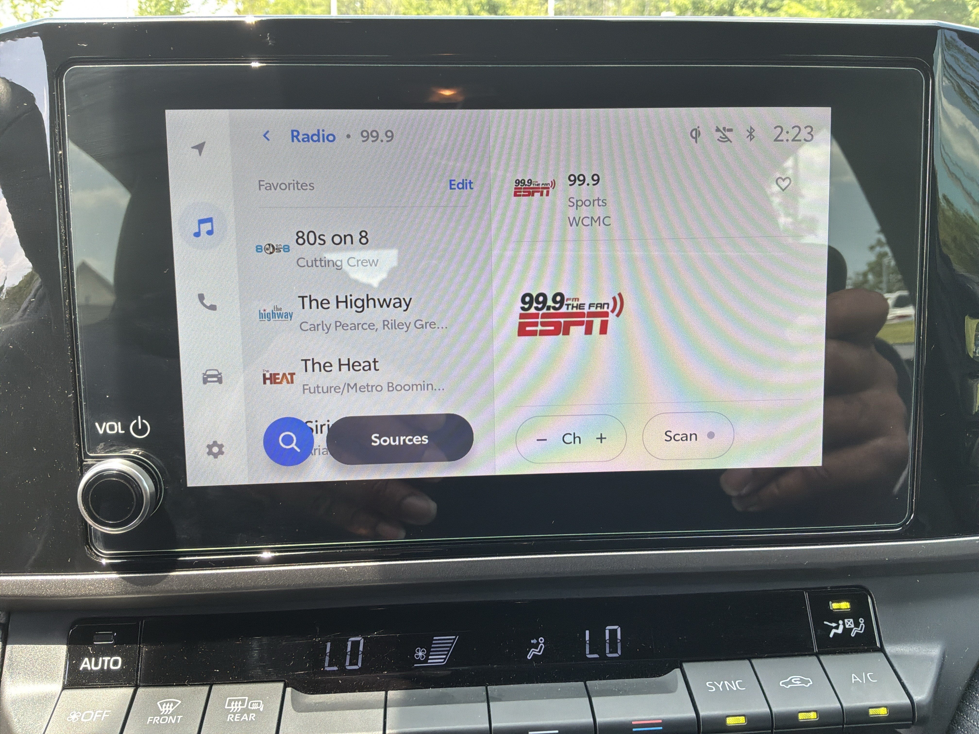 Used 2026 Toyota Camry Hybrid FWD image 23