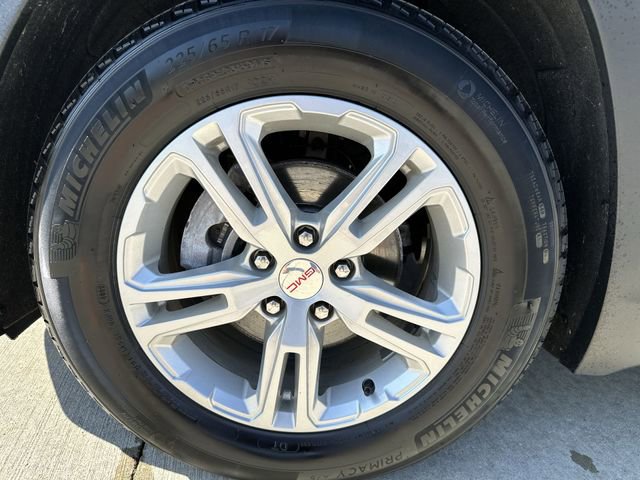 Certified 2023 GMC Terrain SLE w/ Driver Convenience Package FWD image 22