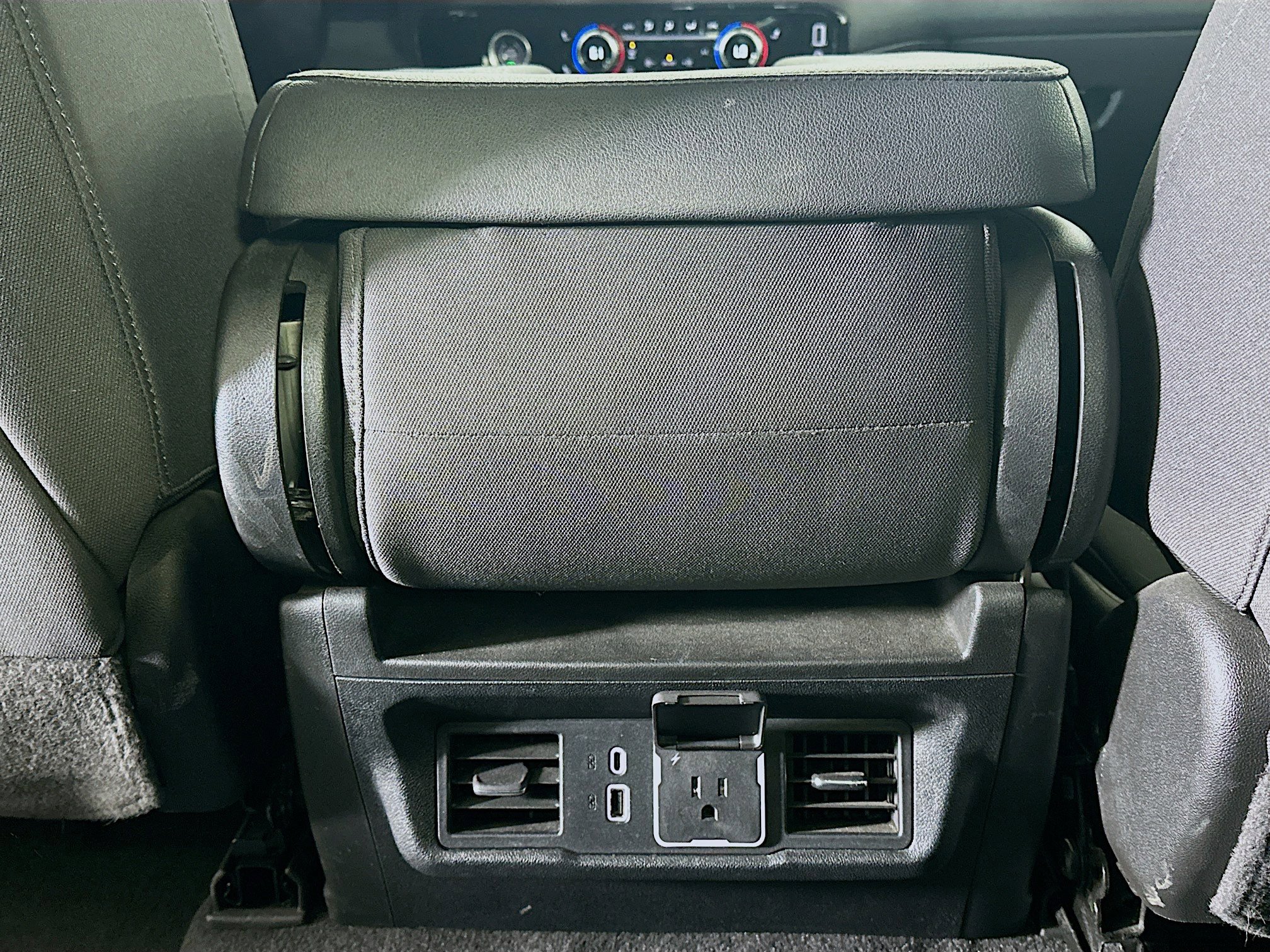 Used 2024 GMC Sierra 1500 Elevation image 27