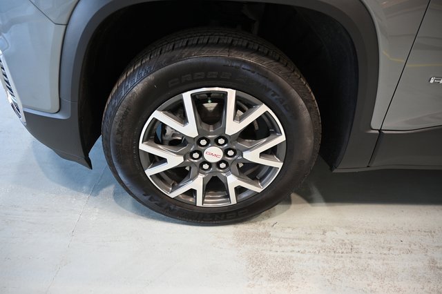 Used 2023 GMC Acadia SLE w/ Driver Convenience Package image 28