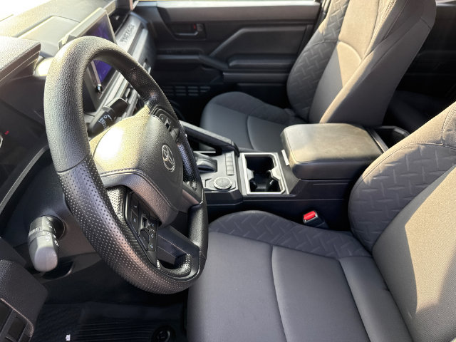 Used 2026 Toyota Tacoma SR5 RWD image 17