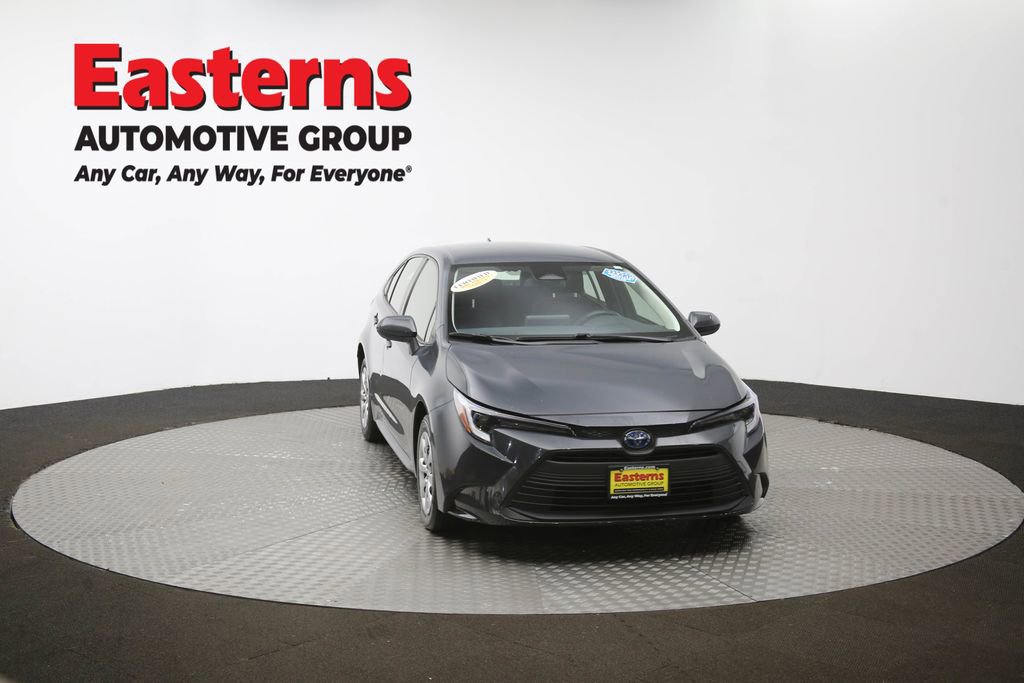 Used 2023 Toyota Corolla LE FWD image 50