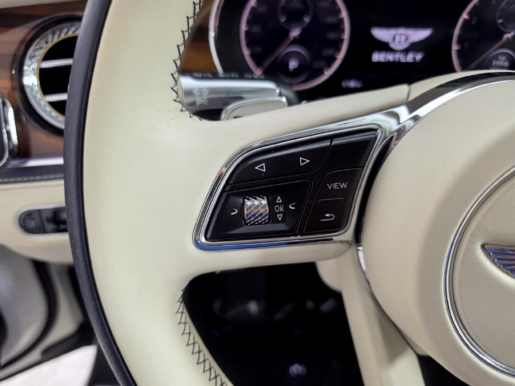 Used 2021 Bentley Flying Spur W12 AWD/4WD image 23