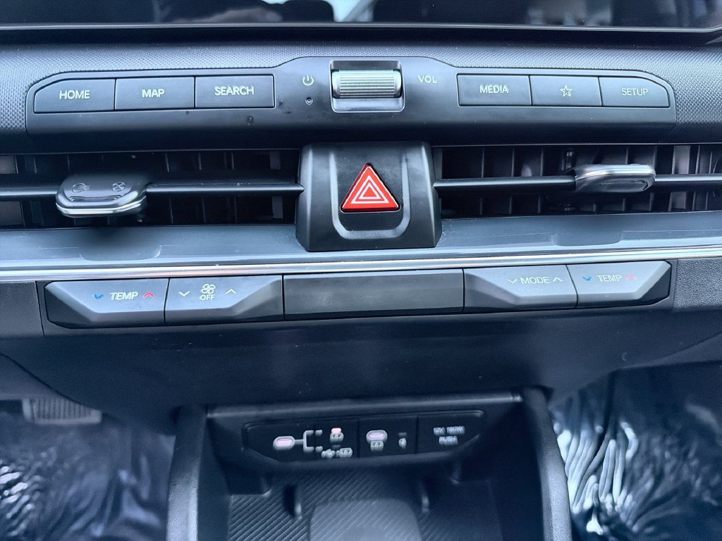 Used 2025 Kia K4 EX FWD image 23