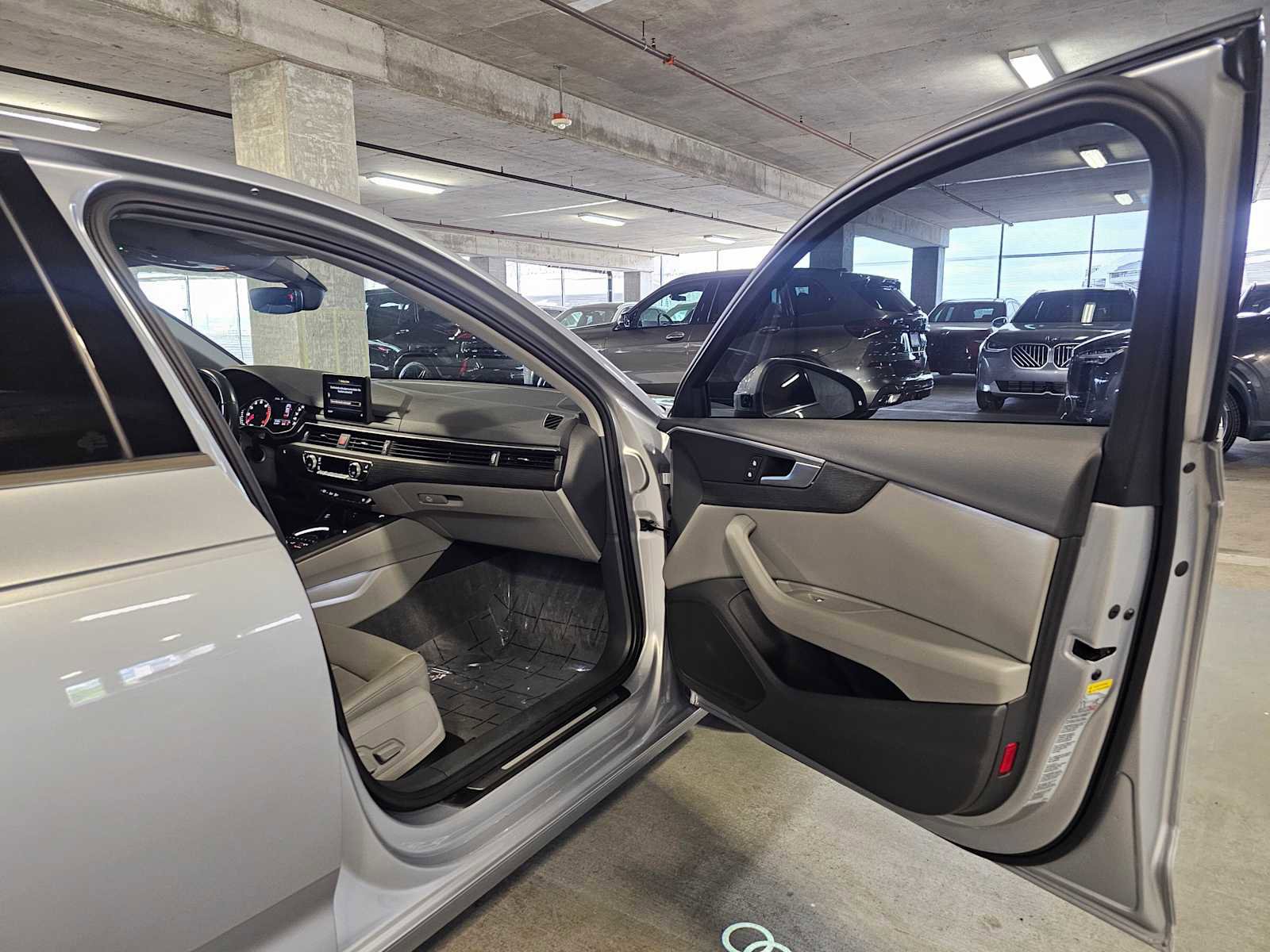 Used 2019 Audi A4 2.0T Premium w/ Convenience Package FWD image 34