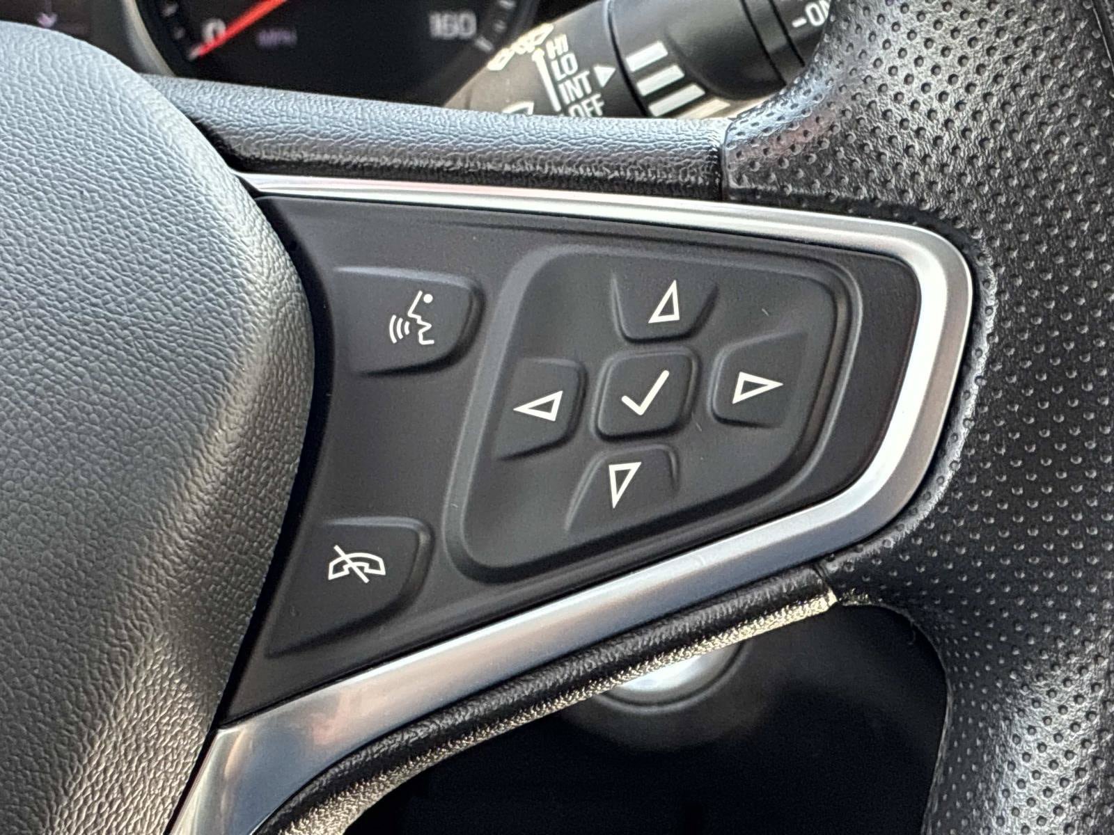 Used 2023 Chevrolet Equinox LT w/ LPO, Floor Liner Package AWD/4WD image 25