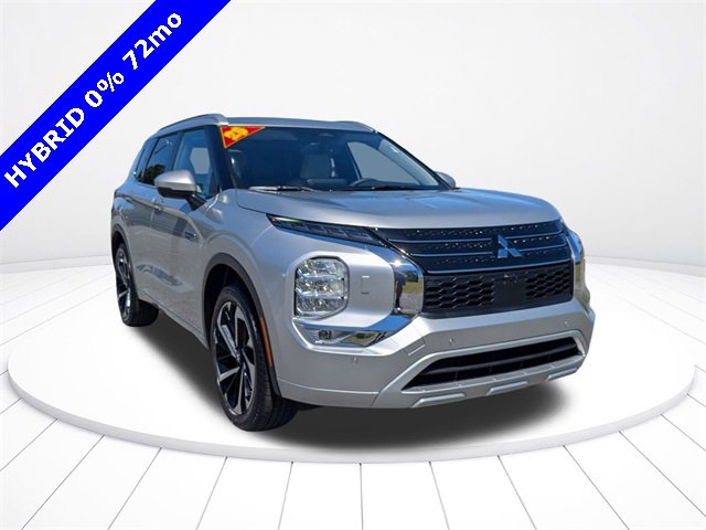 New 2025 Mitsubishi Outlander SEL image 2