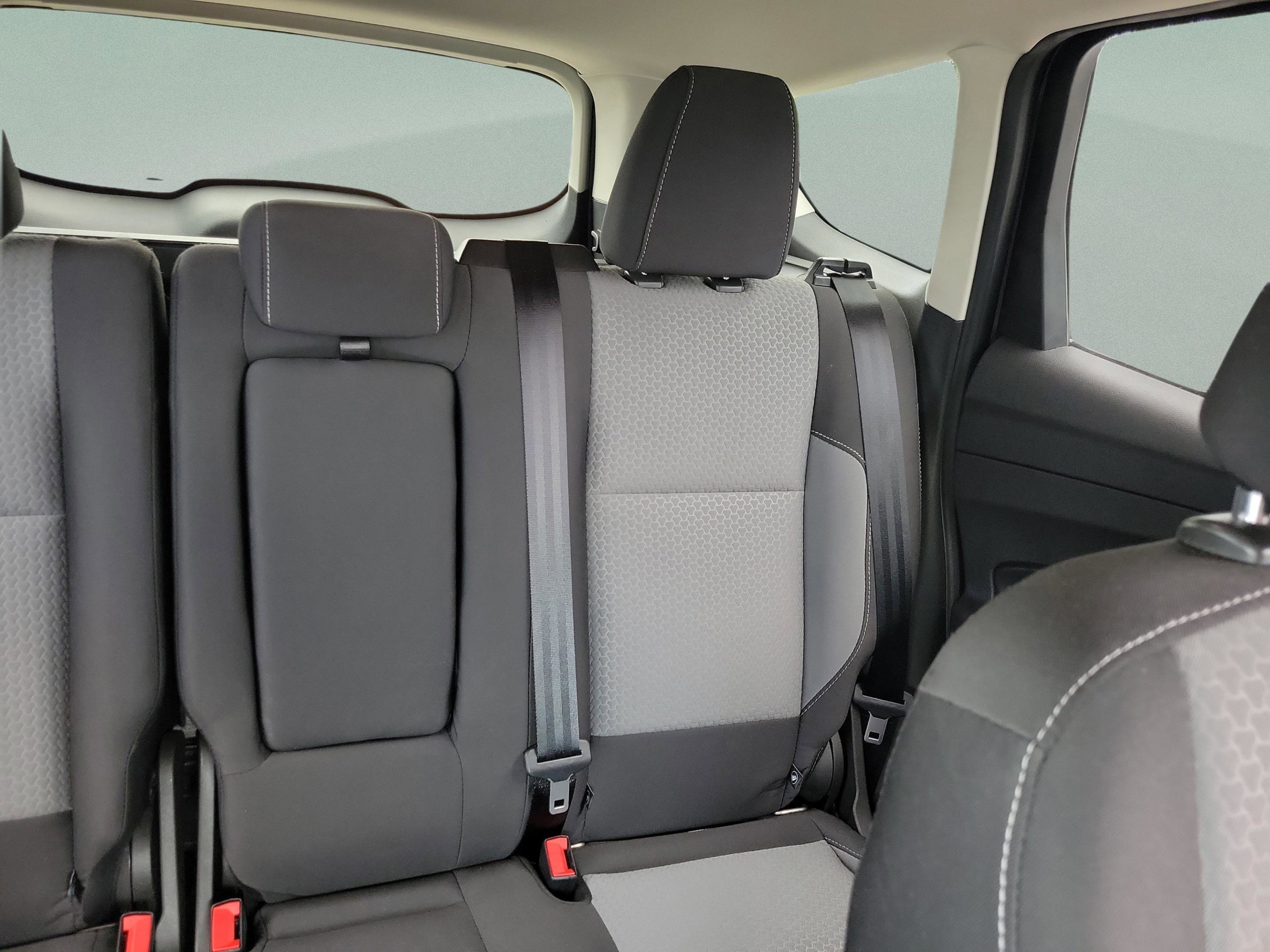 Used 2019 Ford Escape SE FWD image 10