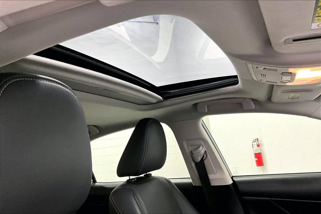 Used 2015 Lexus IS 250 w/ Premium Package RWD image 21