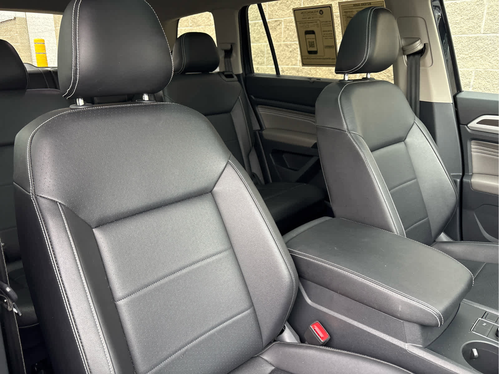 Used 2021 Volkswagen Atlas SE image 28